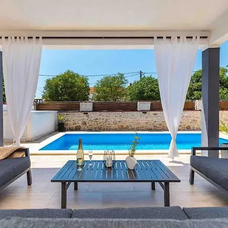 Villa Lena *